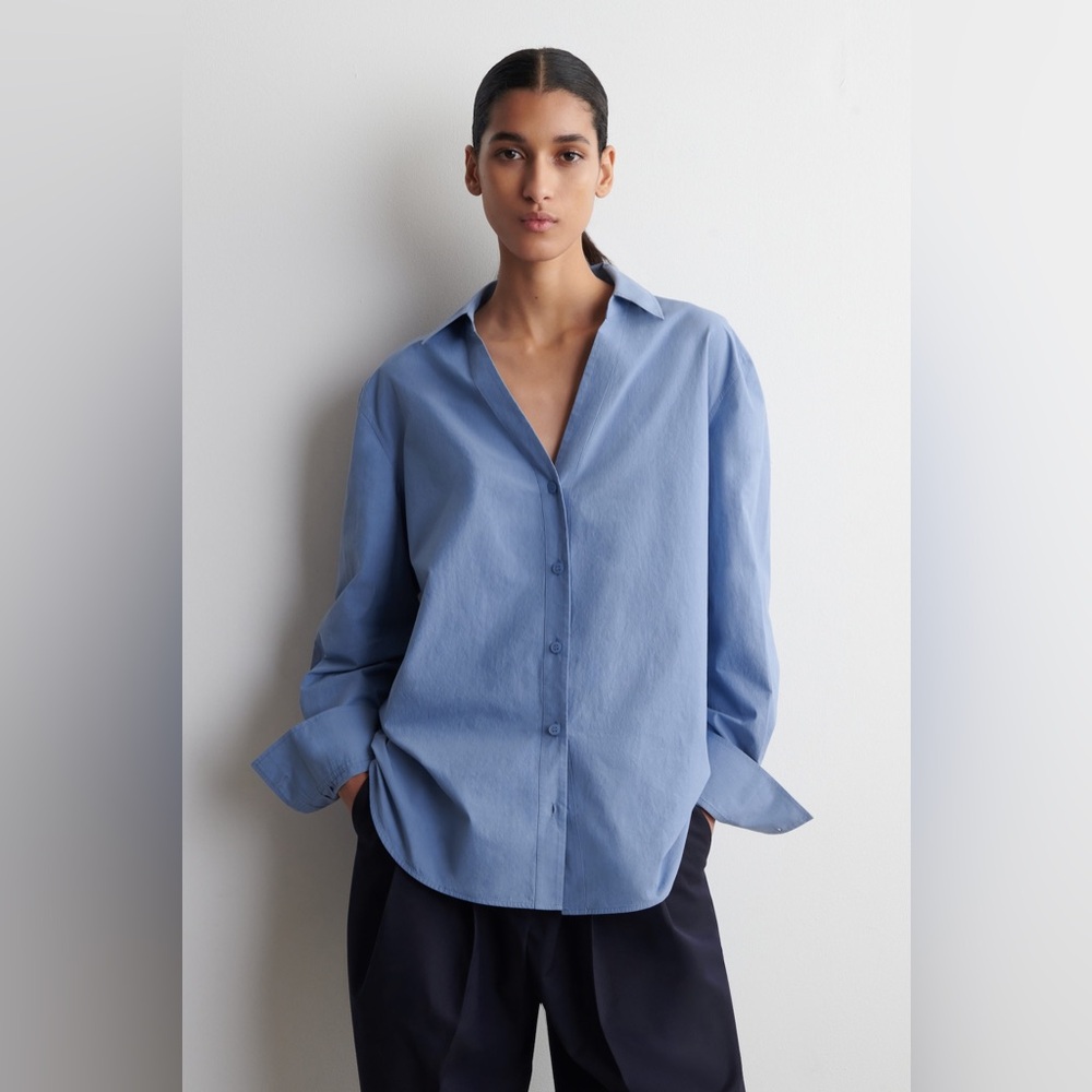 NWT COS Open Collar Cotton Poplin Shirt in Blue